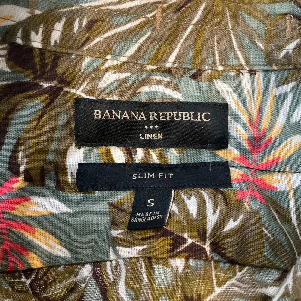 Banana Republic Button Up Shirt Mens S Green Linen Tropical Slim Fit Resort‎